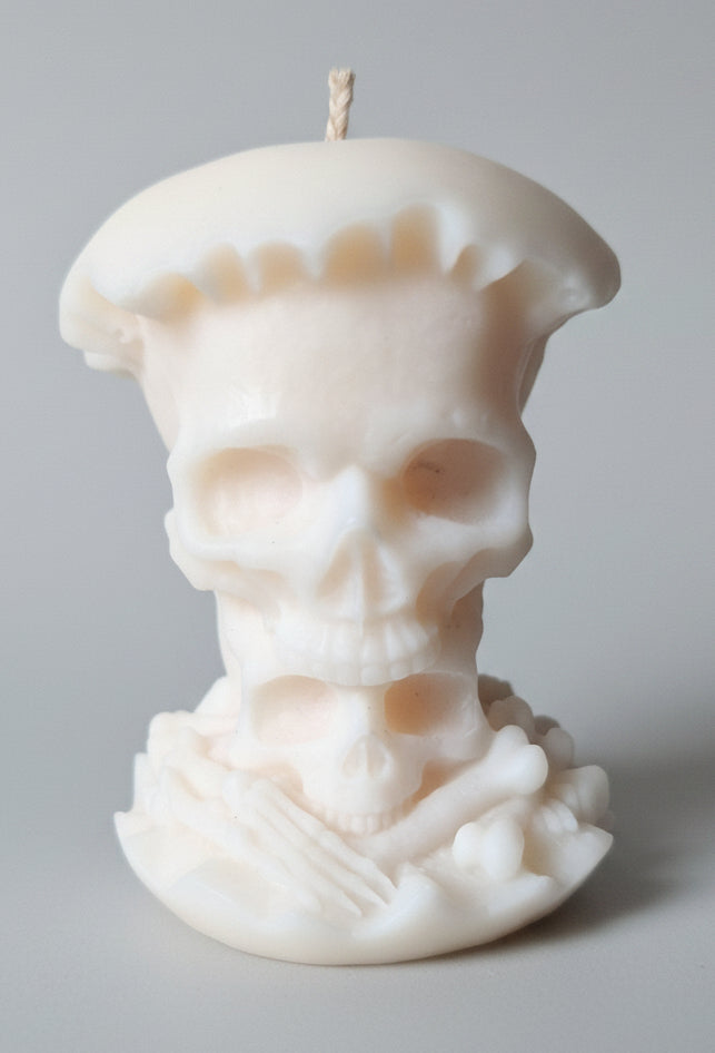 Skull apple core candle ghostly Ghouls scented