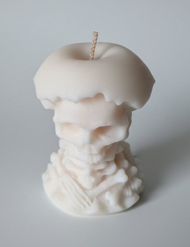 Skull apple core candle ghostly Ghouls scented
