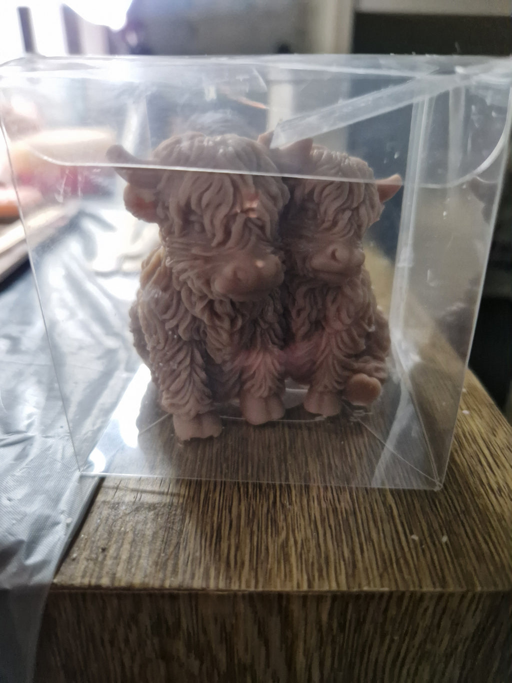 Snuggling Highland cow  candle