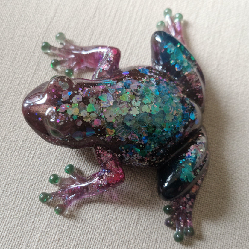 Glitzy frog