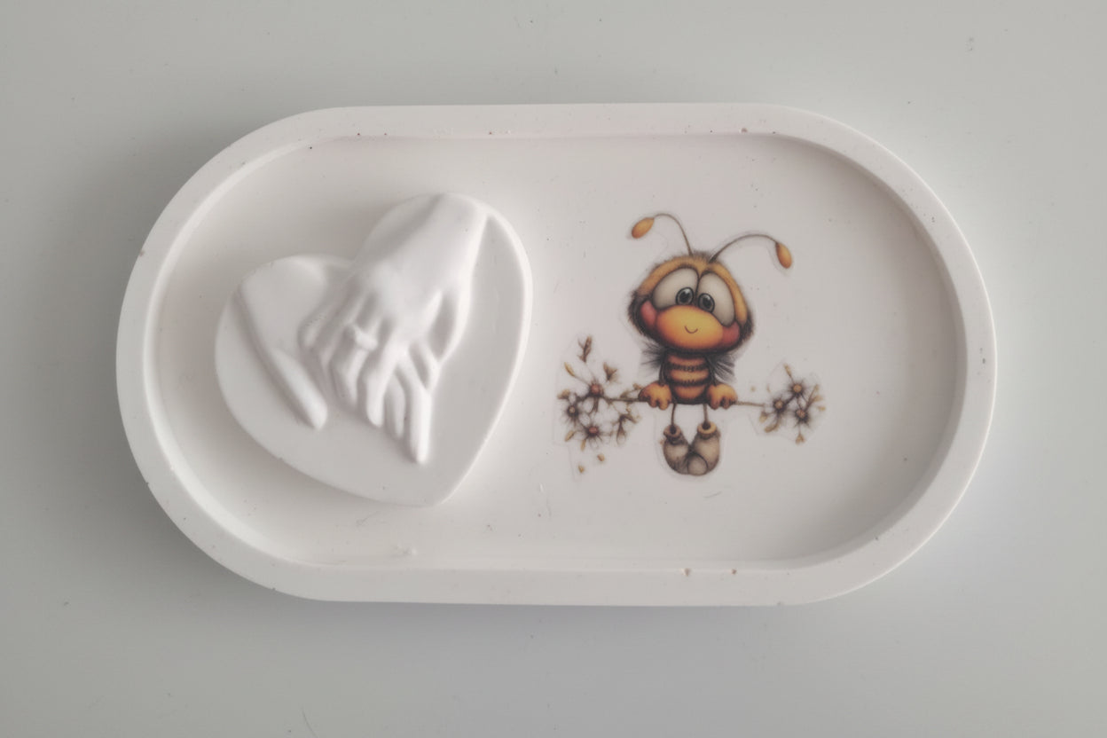 Stunning trinket tray